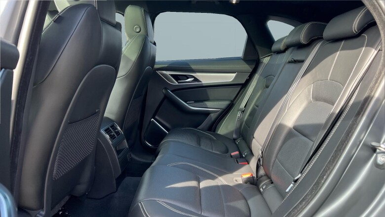 Jaguar F-Pace 2.0 D200 R-Dynamic S 5dr Auto AWD Diesel Estate